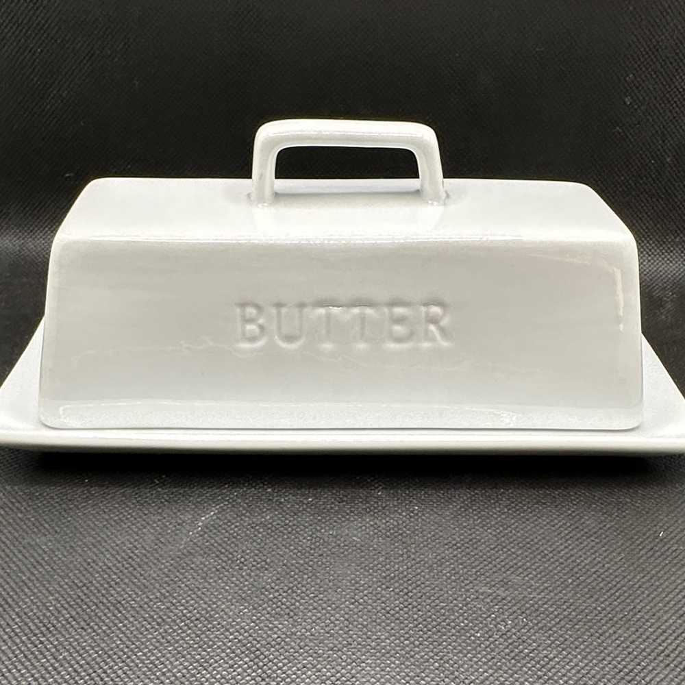 Classic White Porcelain Butter Dish with Handle